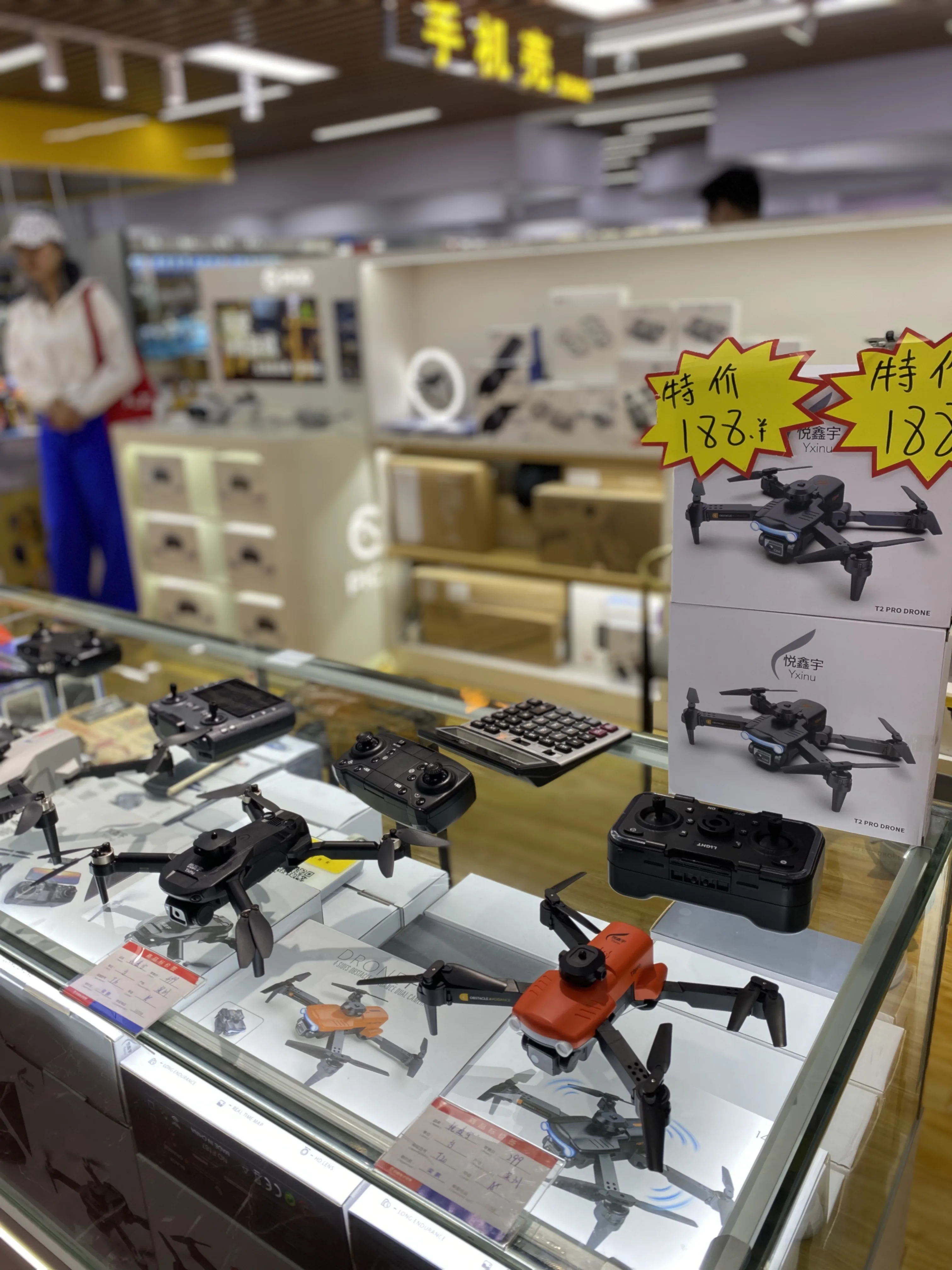 探秘华强北科技商街现场图片 1