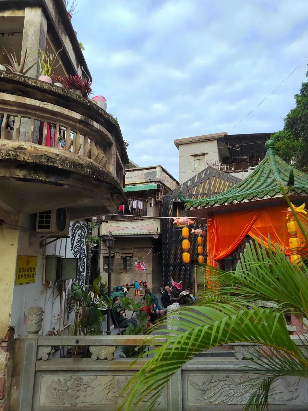 穿越百年老街现场图片 1
